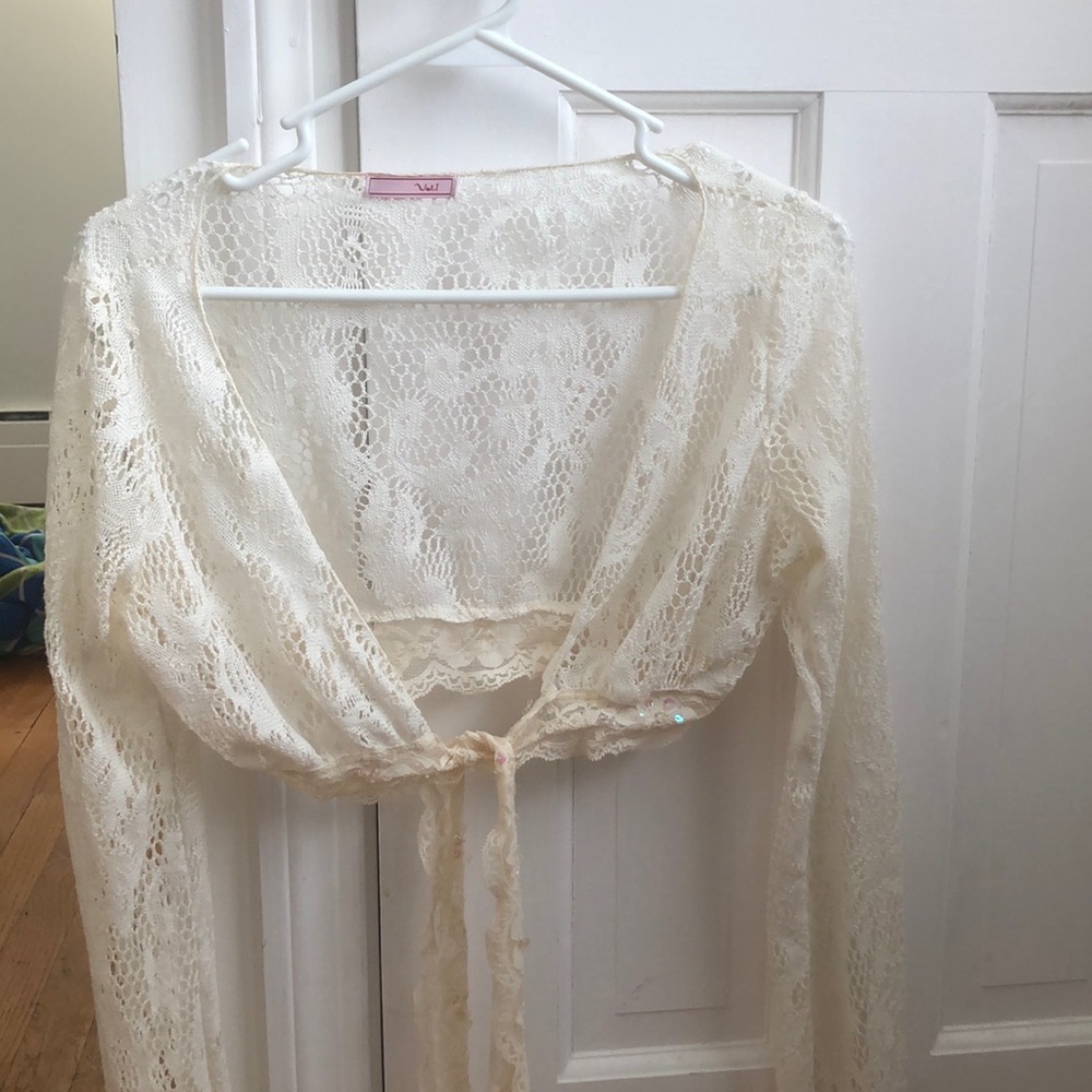 Long sleeve lace bolero